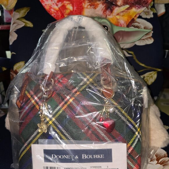 Dooney & Bourke Windsor Tartan Small Heidi Satchel w/Extras - new - Picture 8 of 11